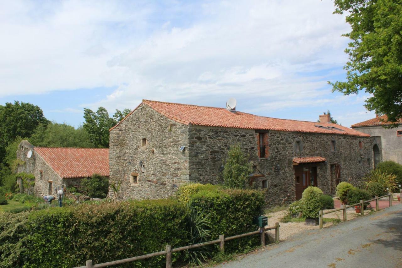 Le Logis De La Mesanchere Hotel Apremont  Exterior photo